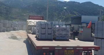 随州 芝麻白仿形路沿石，直形路沿石