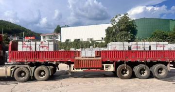 随州 芝麻灰花岗岩地铺石出货日常