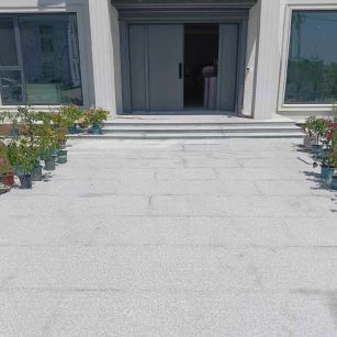 随州 芝麻白花岗岩地铺石地面铺装