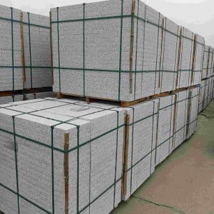 随州 白麻花岗岩石材荔枝面地铺石（300*600*50）