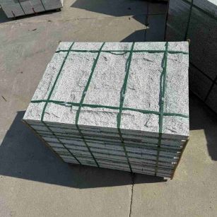 随州 白麻花岗岩石材自然面蘑菇石成品