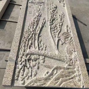 随州 黄金麻雕刻板浮雕迎客松