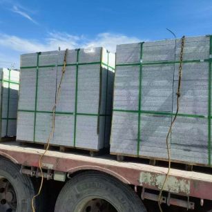 随州 芝麻白花岗岩地铺石装车日常