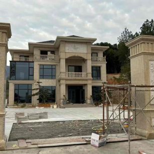 随州 黄金麻花岗岩别墅雕花外墙干挂配上门口雕花罗马柱