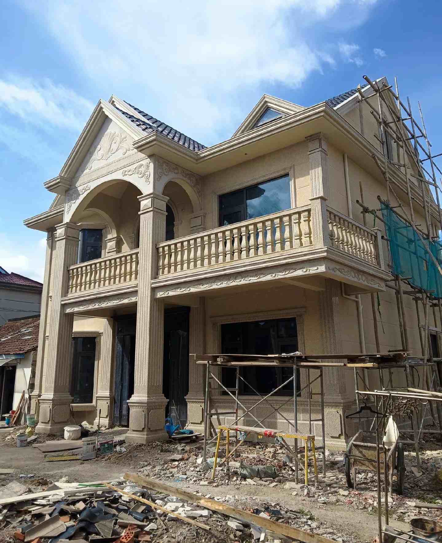 随州 黄金麻花岗岩石材私人别墅雕花门楼柱阳台栏杆