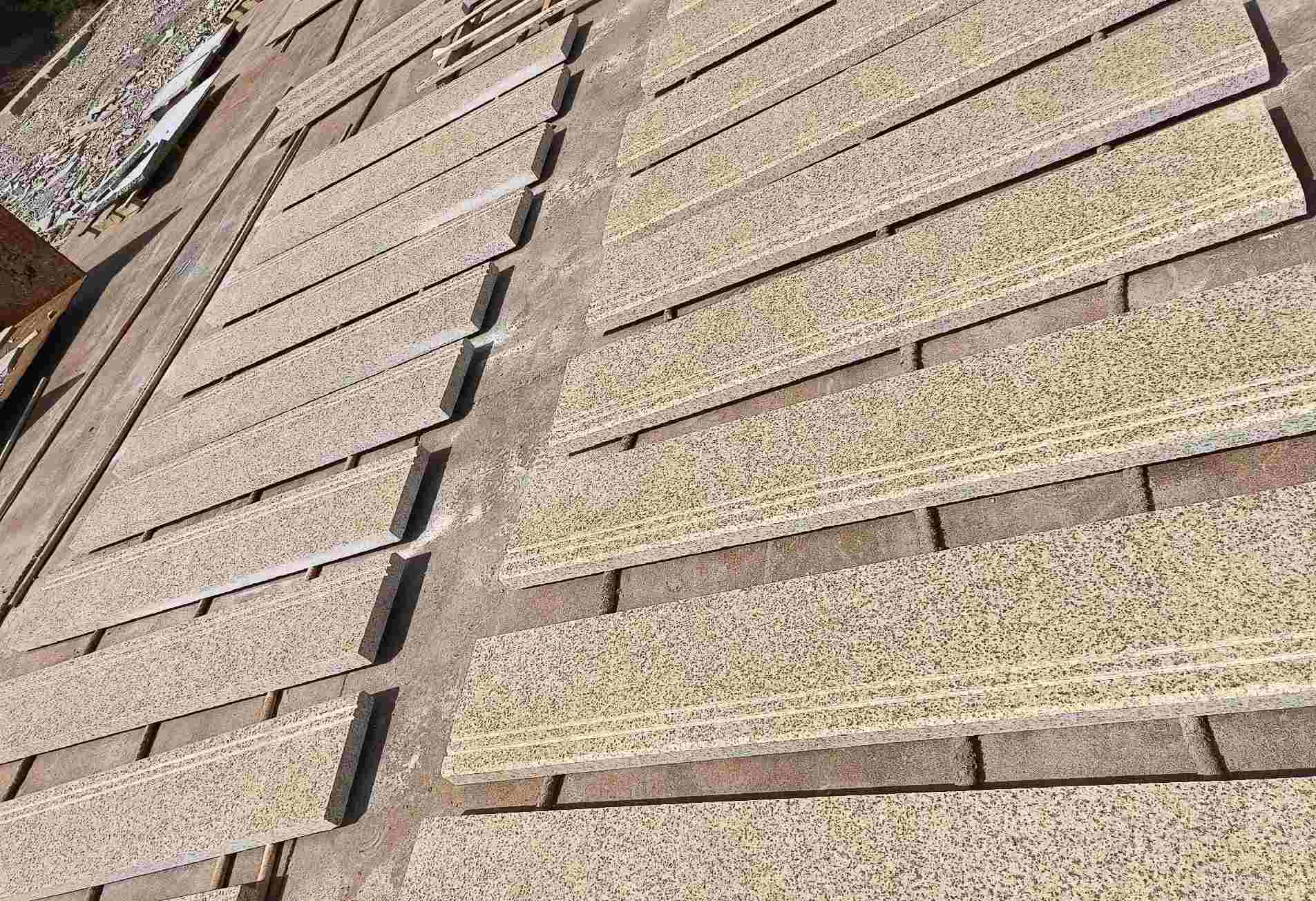 随州 黄金麻花岗岩光面楼梯踏步