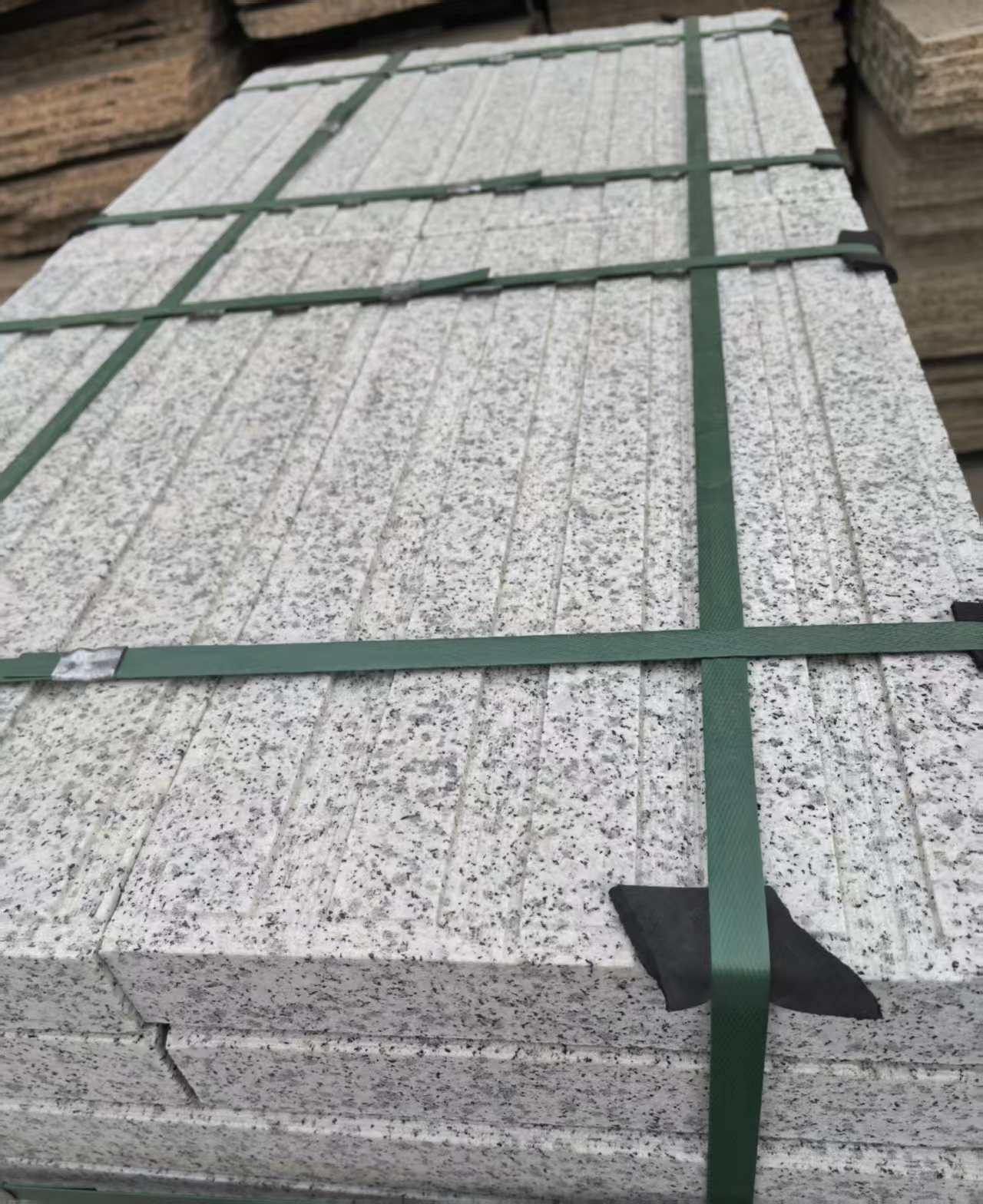 随州 白麻花岗岩直行盲道石，盲条，地铺石