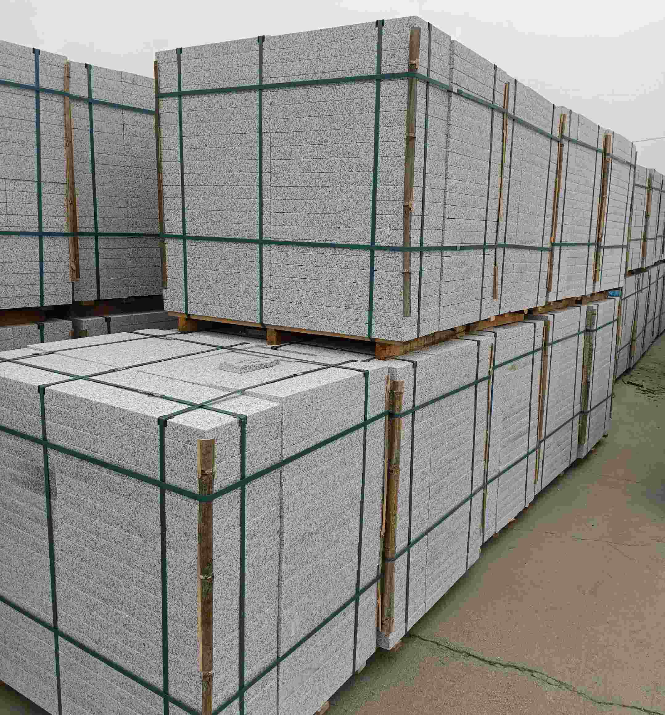 随州 白麻花岗岩石材荔枝面地铺石（300*600*50）