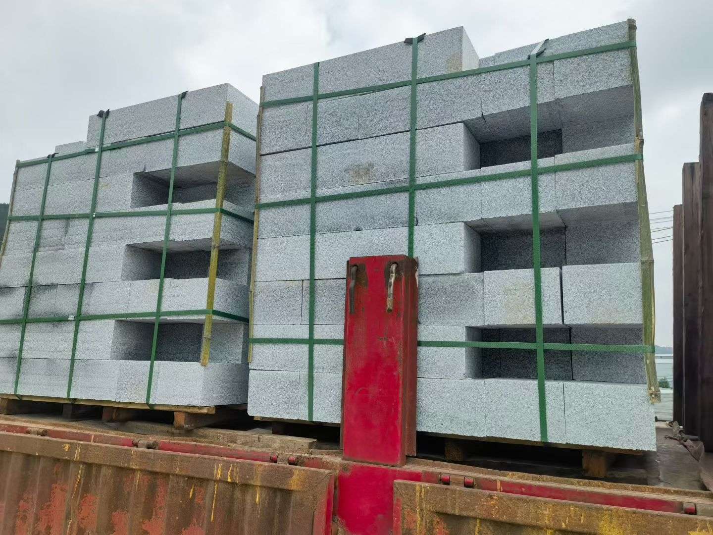 随州 芝麻白花岗岩路沿石，平石，路侧石，马路牙子，路缘石，立缘石，平缘石等