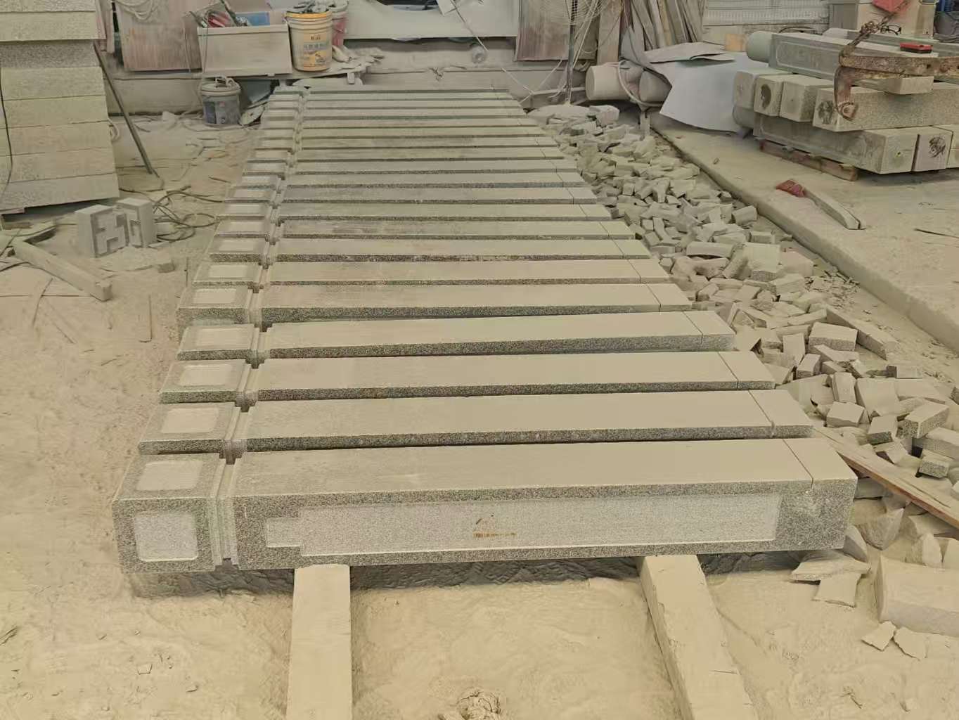 随州 芝麻白异形加工雕刻-栏杆大柱，方柱