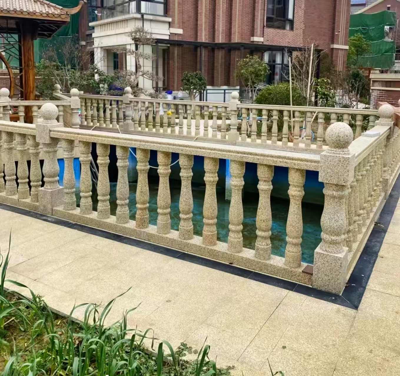 随州黄金麻花岗岩石材栏杆，扶手，将军柱，花瓶柱