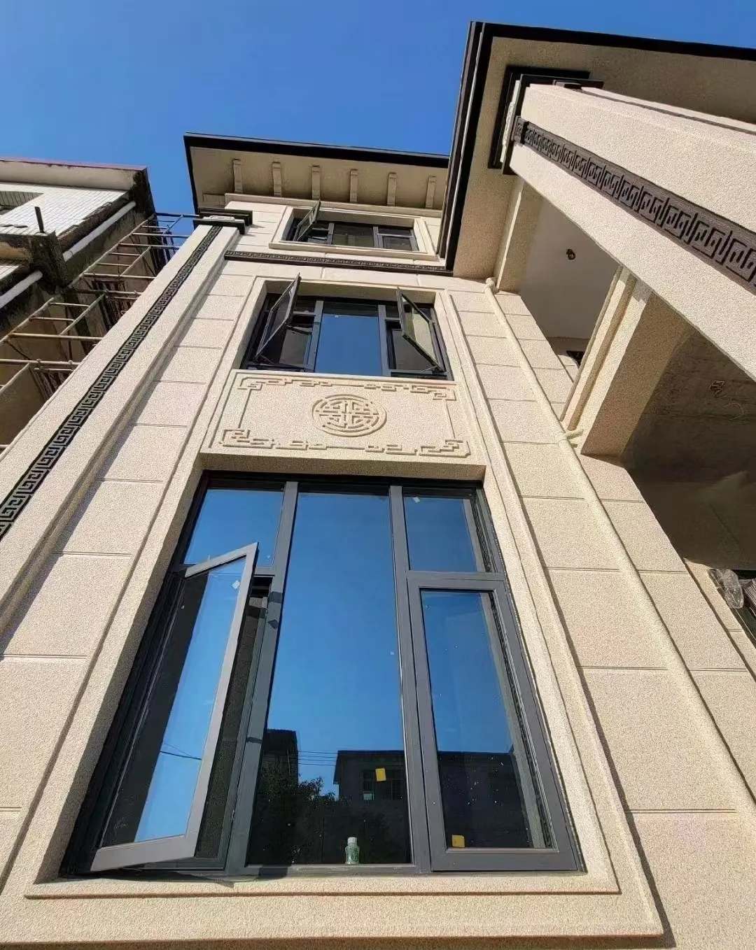 随州 黄金麻荔枝面别墅外墙干挂效果展示