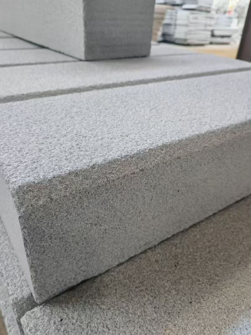 随州 芝麻灰荔枝面路沿石